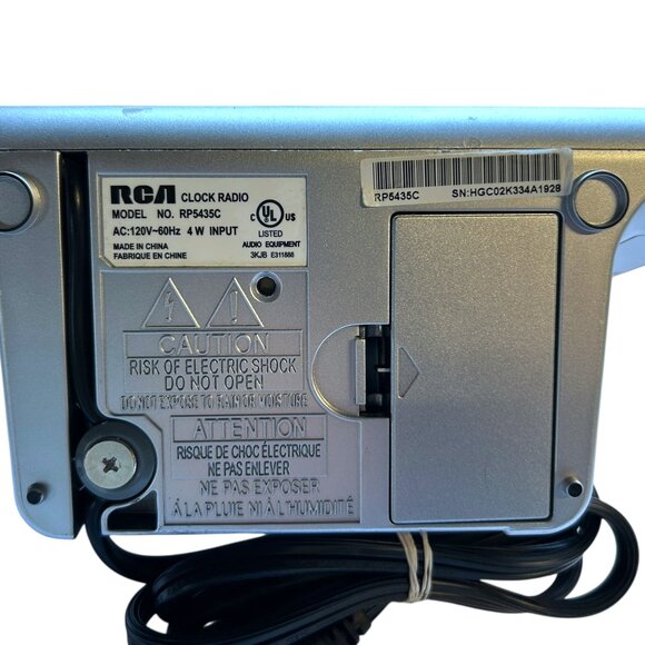 RCA Digital 2 Band AM/FM Alarm Clock/Radio/AUX Model # RP5435C BLUE LED Tested - Picture 3 of 3